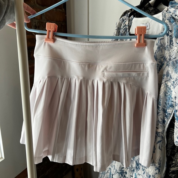 White Tennis/Golf Skirt - Picture 4 of 5